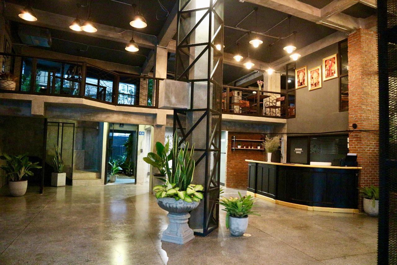 Hugnur Hostel And Coffee Chiang Mai Eksteriør bilde